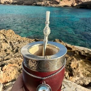 Mate Imperial de calabaza forrado en cuero con virola de alpaca labrada. Personalizado