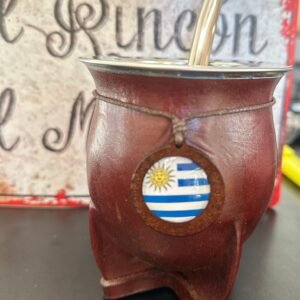 Mate camionero de calabaza forrado en cuero con virola de acero personalizado Uruguay