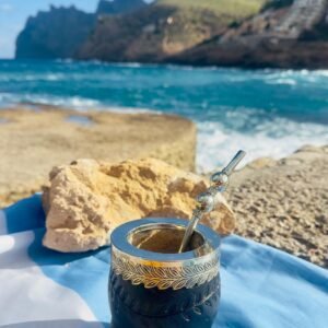 Mate Imperial Premium de calabaza con guarda de alpaca calada y base de alpaca ancha