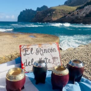 Mate Torpedo de calabaza forrado en cuero con virola cincelada de alpaca