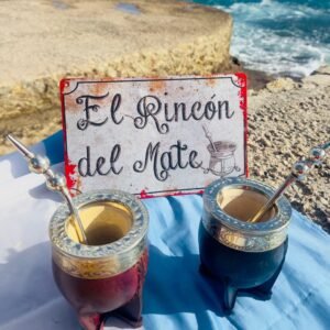 Mate Imperial de calabaza forrado en cuero con guarda de alpaca cincelada